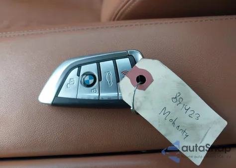 2022 BMW 840 I z USA, uszkodzony, nr VIN WBAAE2C08NCH05535